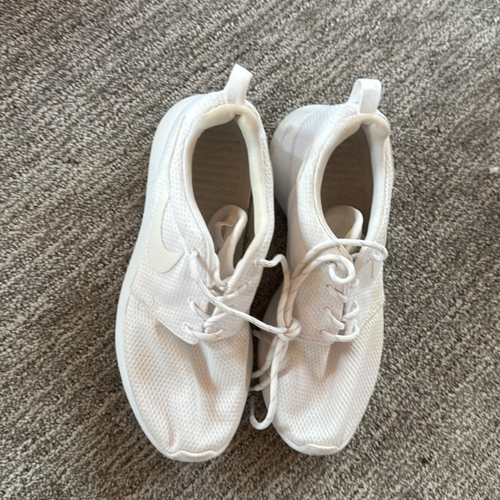 Nike White Sneakers - Picture 2 of 4